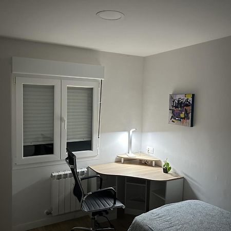 Piso Recien Reformado Y Con Buena Ubicacion Appartement Oviedo Buitenkant foto